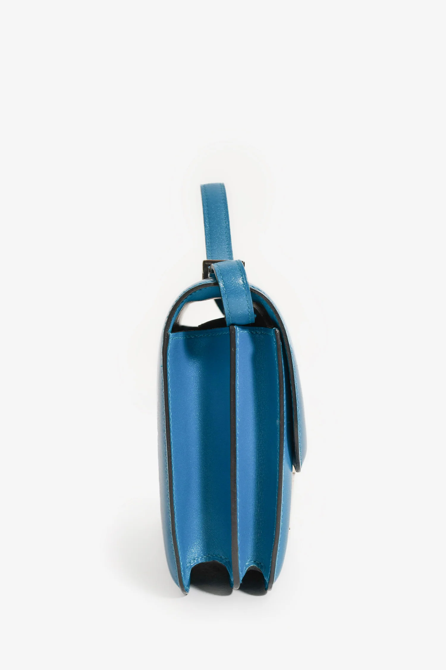 Hermès 2017 Bleu Izmir Tadelakt Leather Constance 18