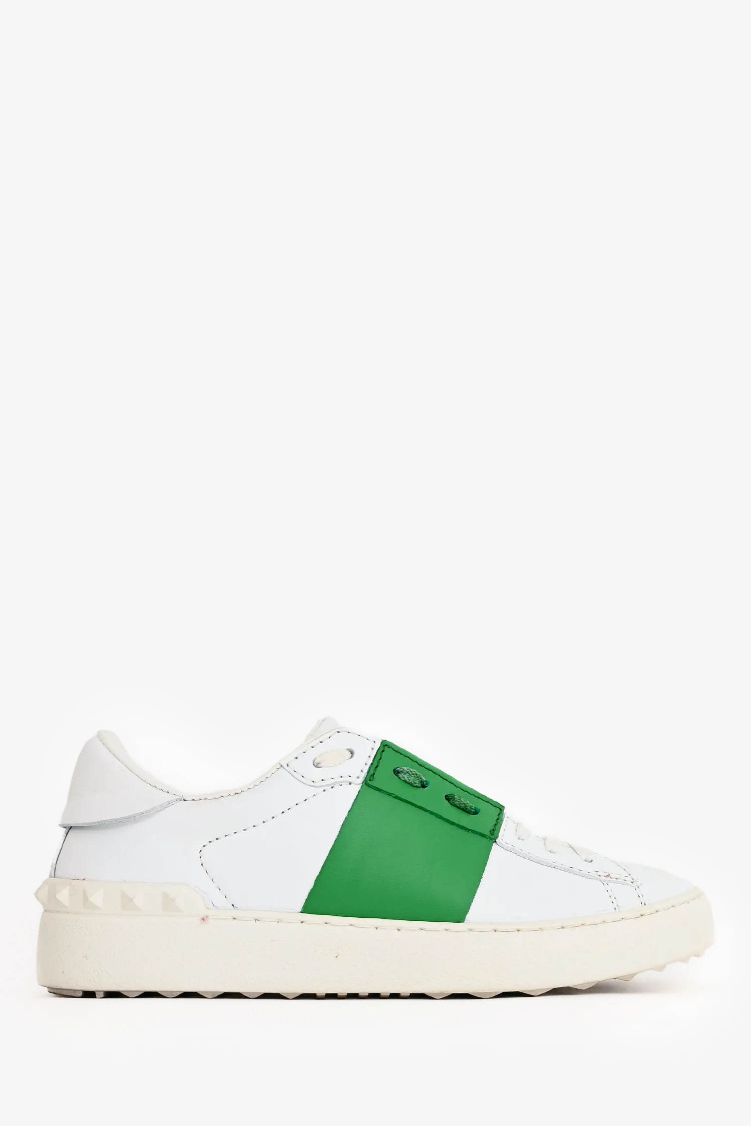 Valentino White/Green Leather Rockstud Sneakers Size 35