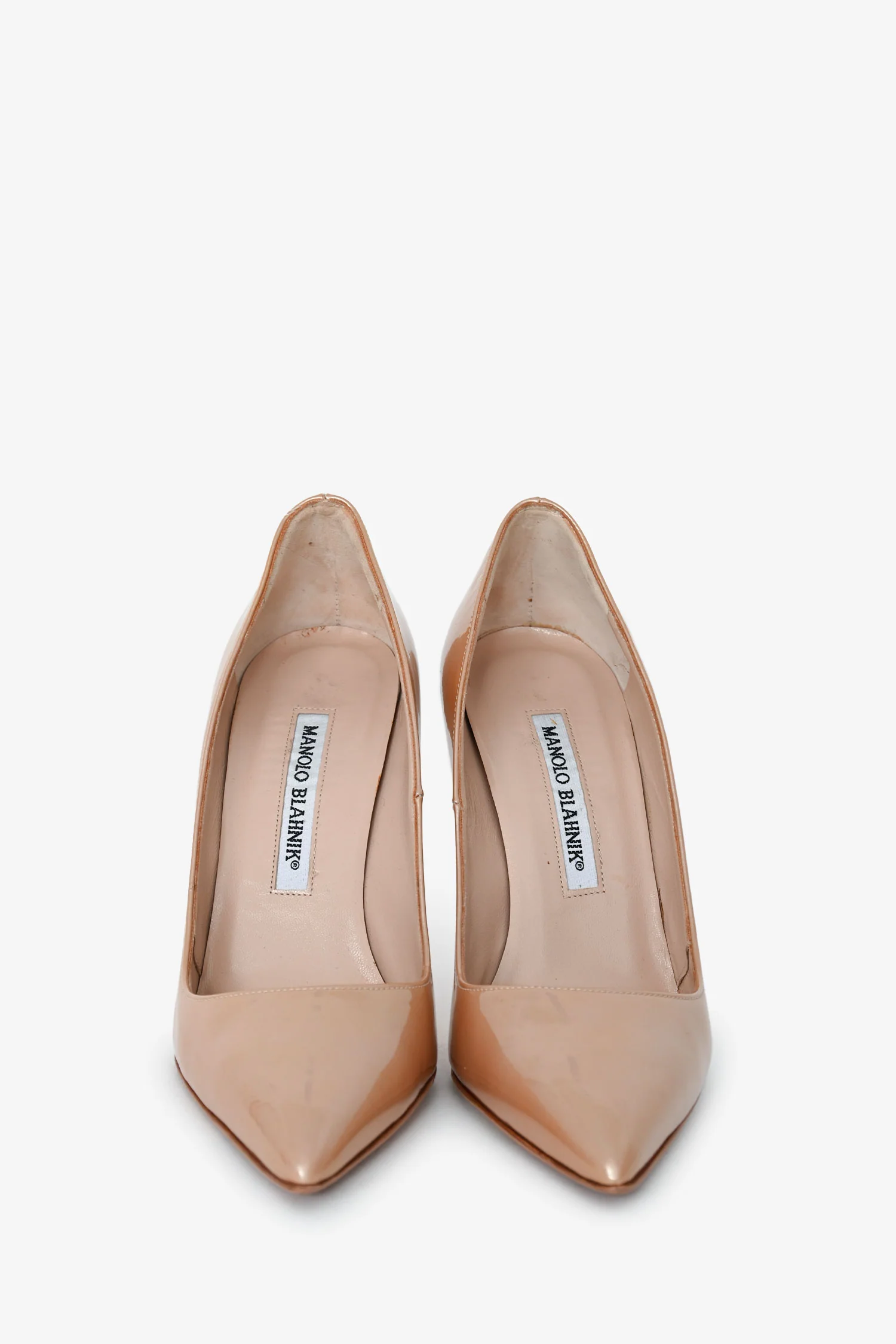 Manolo Blahnik Beige Patent Leather Pointed Toe Heels Size 35.5
