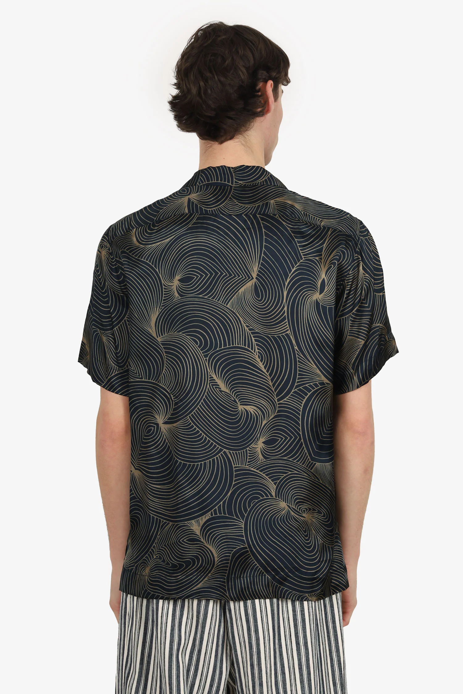 Dries Van Noten Black/Gold Sequined Printed Short Sleeve Shirt Size 48 Mens