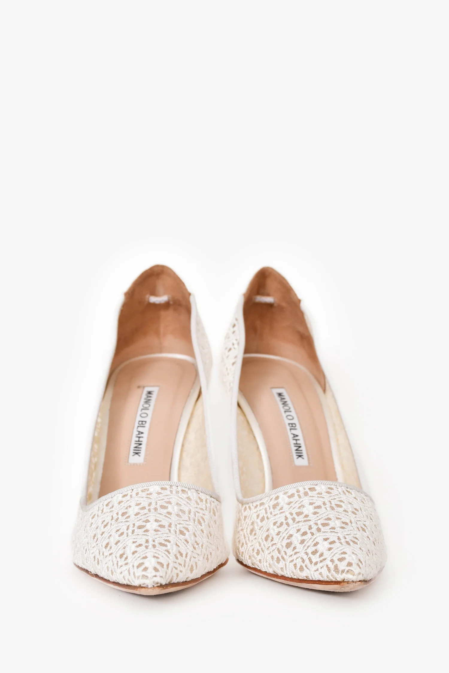 Manolo Blahnik White Lace Satin Bridal Tora Heels Size 38