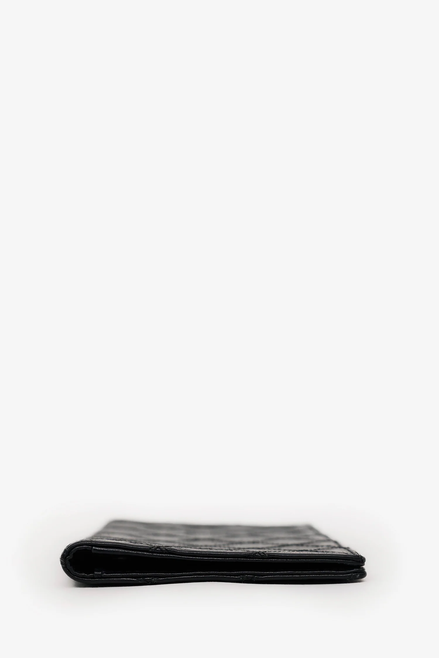 Pre-Loved Chanel™ 1989-91 Black Quilted Leather Bi-Fold Chequebook Holder