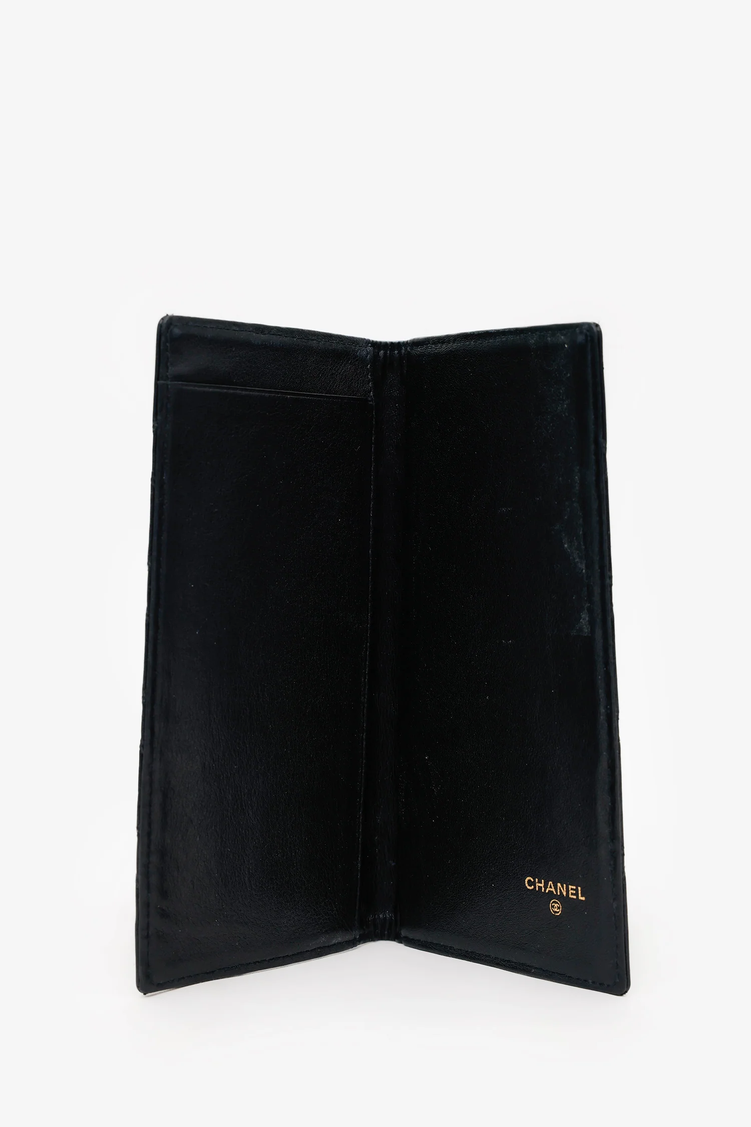 Pre-Loved Chanel™ 1989-91 Black Quilted Leather Bi-Fold Chequebook Holder
